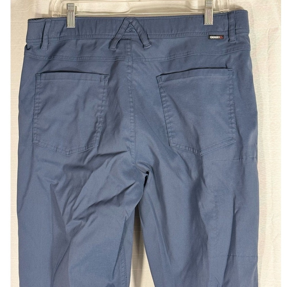 Gerry Men's Blue performance Chinos - Classic Straight Fit 34x 30 measures 36" - Picture 4 of 7